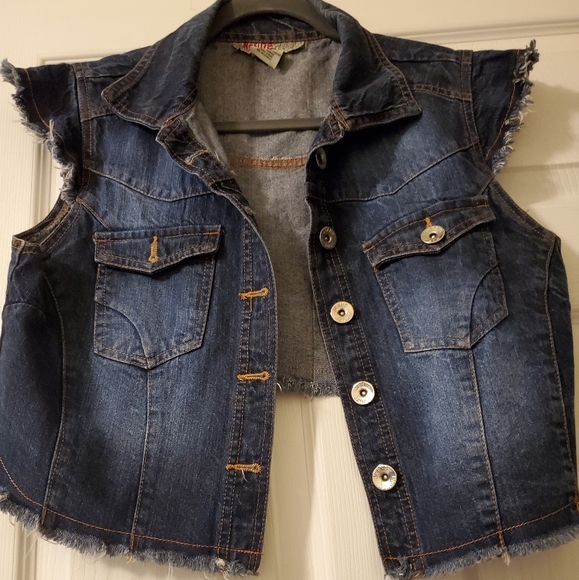 Blue jean vest (short waited) - Picture 2 of 2